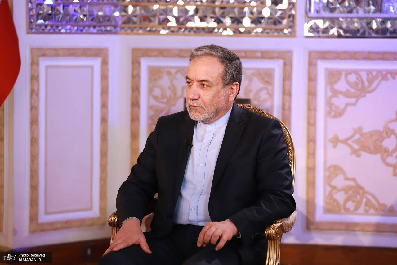 عراقچی: ایران از برنامه غنی‌سازی اورانیوم خود دست نخواهد کشید