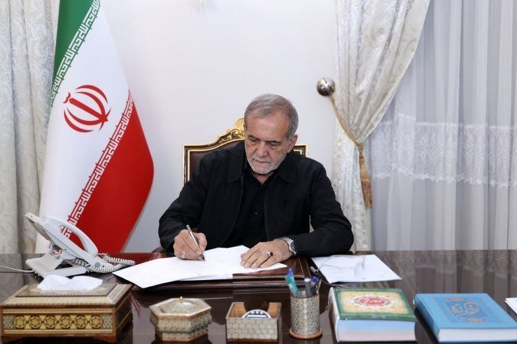 پزشکیان: توافق نهایی هنوز شکل نگرفته است/ جمهوری اسلامی خود را برای همه گزینهها آماده کرده است پزشکیان: توافق نهایی هنوز شکل نگرفته است/ جمهوری اسلامی خود را برای همه گزینهها آماده کرده است